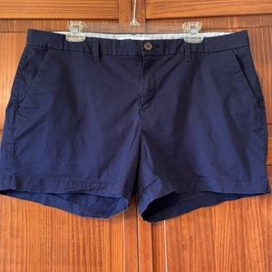 Old Navy Everyday Shorts Size 16